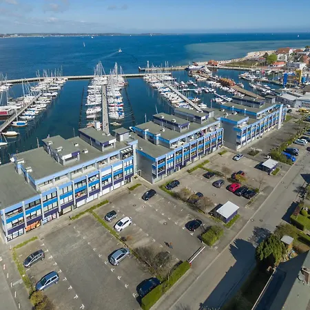 Boern Brn Fliegender Hollaender * Laboe